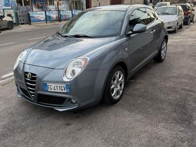 Alfa Romeo MiTo JTDm-2 S&S Distinctive Sport Pack Grigio usata Sant'Antimo