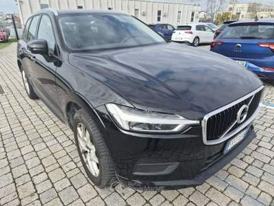 Volvo XC60 XC60 II 2018 2.0 d4 Business Plus awd geartronic Nero usata Pisa