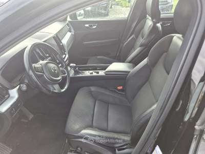 Volvo XC60 XC60 II 2018 2.0 d4 Business Plus awd geartronic Nero usata Pisa