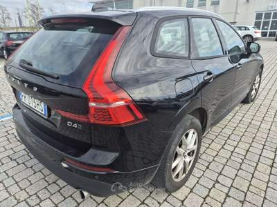 Volvo XC60 XC60 II 2018 2.0 d4 Business Plus awd geartronic Nero usata Pisa