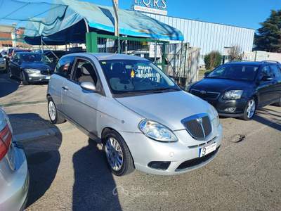Lancia Ypsilon Argento Grigio usata Torino