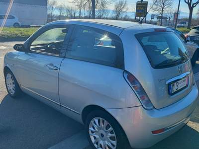 Lancia Ypsilon Argento Grigio usata Torino