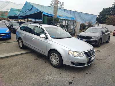 Volkswagen Passat /105CV Var. Comfortline Grigio usata Torino