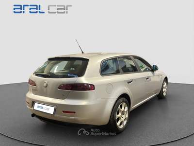 Alfa Romeo 159 ALFA ROMEO 159 SPORTWAGON 1.9 JTDM 16V DISTINCTIVE 150 CV Grigio usata Torino