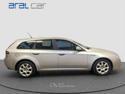 Alfa Romeo 159 ALFA ROMEO 159 SPORTWAGON 1.9 JTDM 16V DISTINCTIVE 150 CV Grigio usata Torino