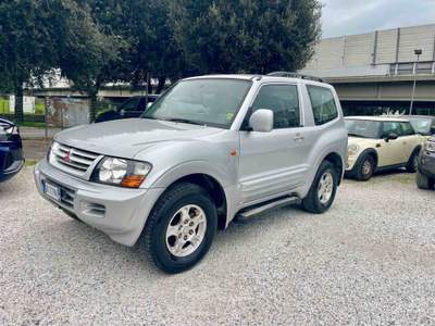 Mitsubishi Pajero - 2.5 TDI - SOLO 90 000 KM Argento usata Massa