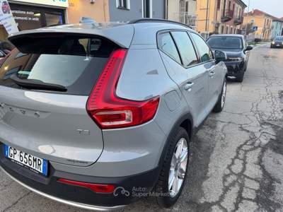Volvo XC40 Volvo XC40 Grigio usata Asti
