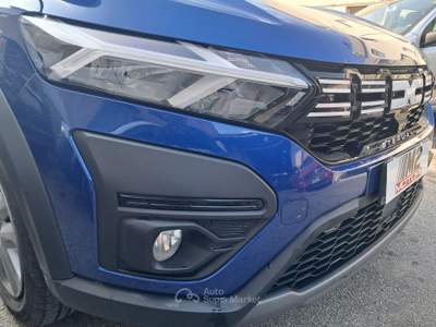 Dacia Sandero NEOPATENTATI-GPL usata GROSSETO