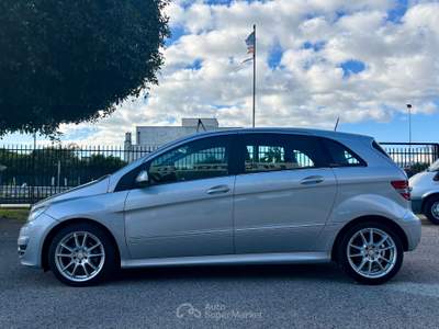 Mercedes-Benz Classe B UNICO PROPRIETARIO Argento usata Bari
