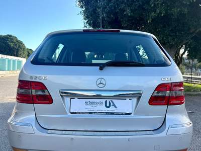 Mercedes-Benz Classe B UNICO PROPRIETARIO Argento usata Bari