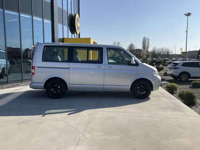 Volkswagen Transporter 2.5 TDI/130CV PC Kombi Grigio usata Pieve di Cento