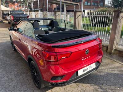 Volkswagen T-Roc Cabriolet 1.5 TSI ACT DSG Style Gancio traino Lilla usata Caronno Pertusella