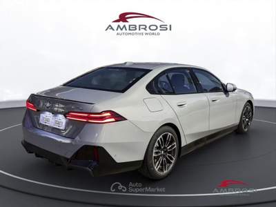 BMW i5 eDrive40 Msport Pro Package Grigio usata Corciano