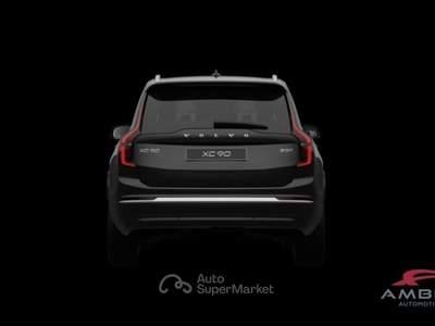 Volvo XC90 B5 AWD Mild hybrid Benzina Core Bright 7 Sedili Nero usata Corciano