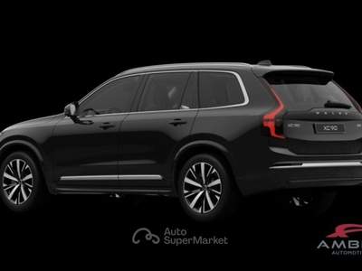 Volvo XC90 B5 AWD Mild hybrid Benzina Core Bright 7 Sedili Nero usata Corciano
