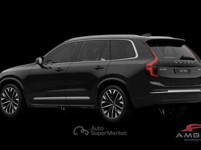 Volvo XC90 B5 AWD Mild hybrid Benzina Plus Bright 7 Sedili Nero usata Corciano