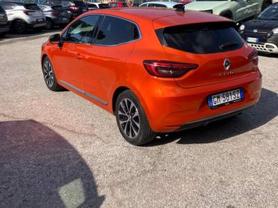 Renault Clio 1.6 145cv Full Hybrid Techno Arancione usata LIVORNO
