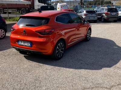 Renault Clio 1.6 145cv Full Hybrid Techno Arancione usata LIVORNO
