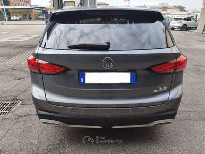 MG ZS 1.5 LUXURY+HYBRID AUTOMATICA KM ZERO Grigio usata Meda