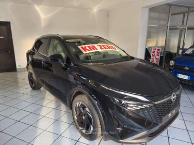 Nissan Qashqai 1.3 Mhev N-Connecta 158cv X-Tronic+Winter Pack km0 Nero usata Meda