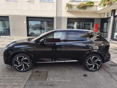 Nissan Qashqai 1.3 Tekna Plus Mhev 158cv Xtronic VARI COLORI KM0 Nero usata Meda