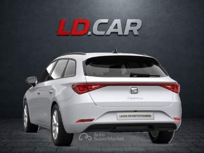 Seat Leon Sportstourer 1.5 hybrid 116 CV DSG Style Bianco usata TORINO