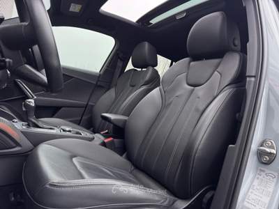 Audi Q2 35 TFSI S Edition One Panorama Grigio usata Porto Cesareo
