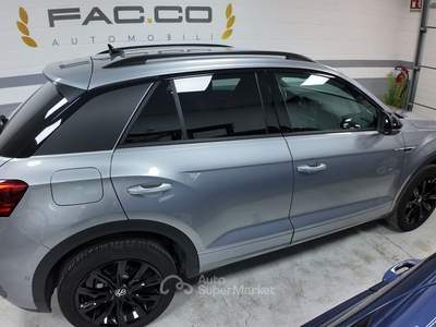 Volkswagen T-Roc R-LINE Vettura ufficiale 12 mesi di garanzia casa madre Argento usata Bagnolo Mella