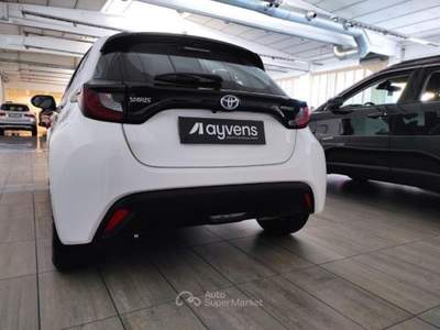 Toyota Yaris  - yaris 1.5 hybrid 5 porte business Bianco usata LEGNANO