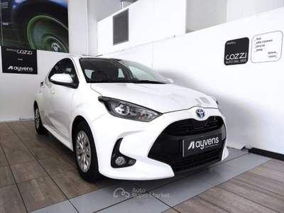 Toyota Yaris  - yaris 1.5 hybrid 5 porte business Bianco usata LEGNANO