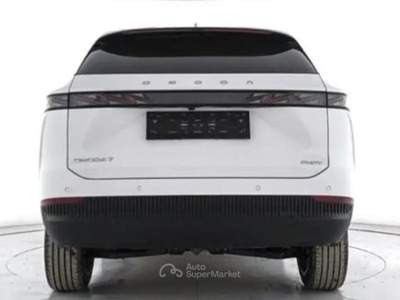Omoda 7 OMODA 7 SUPERHYBRID PHEV 279cv PREMIUM Bianco usata Castenaso