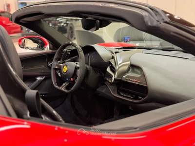 Ferrari SF90 FERRA SF90 SPIDER 1000 CV FULL CARBON FIORAN SF90 SPIDER 1000 CV FULL CARBON FIORAN Rosso usata Roma