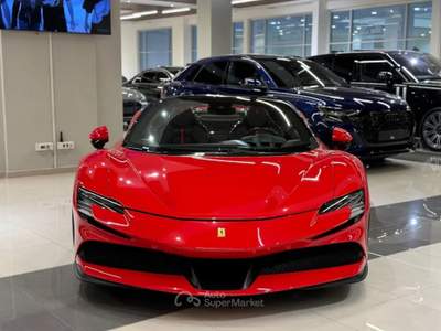 Ferrari SF90 FERRA SF90 SPIDER 1000 CV FULL CARBON FIORAN SF90 SPIDER 1000 CV FULL CARBON FIORAN Rosso usata Roma