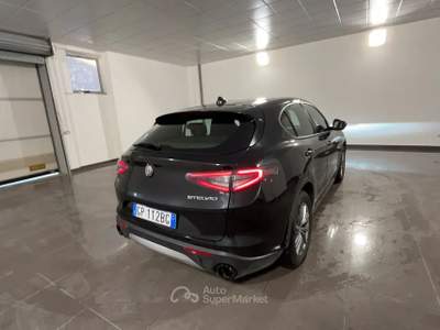 Alfa Romeo Stelvio ALFA STELVIO 2.2 TD 210CV SUPER Q4 AT8 Stelvio 2.2 TD 210cv Super Q4 AT8 Nero usata Roma