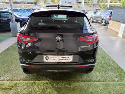Alfa Romeo Stelvio  2.2 t Veloce Q4 210cv auto Nero usata Spigno Saturnia