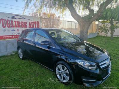Mercedes-Benz Classe B B 180 CDI Automatic Executive Nero usata Latiano