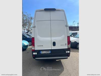 Iveco Daily Daily 35S13A8 2.3 HPT PL Cab. RUOTA SINGOLA Bianco usata Zafferana Etnea