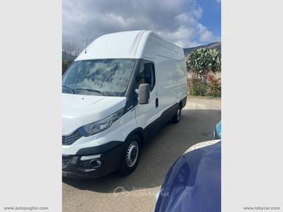 Iveco Daily Daily 35S13A8 2.3 HPT PL Cab. RUOTA SINGOLA Bianco usata Zafferana Etnea