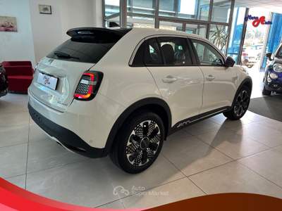 Fiat 600 600 Hybrid 136 CV DCT MHEV La Prima Bianco usata Ardore