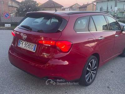Fiat Tipo 1.6 Mjt S&S SW Lounge Rosso usata San Maurizio Canavese