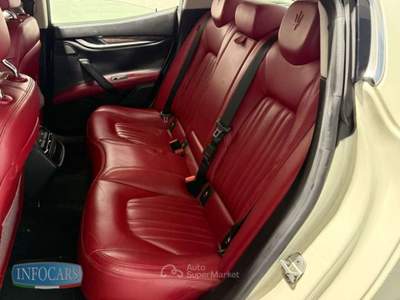 Maserati Ghibli V6 Diesel 275 CV prezzo reale Bianco usata Este