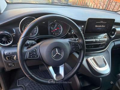 Mercedes-Benz Classe V d Avantgarde 7 Posti ACC LED SENSORI Kamera PRONTA Nero usata Roma