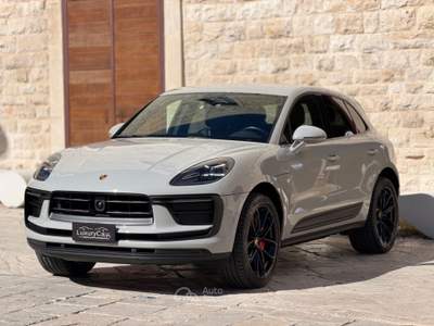 Porsche Macan 2.0 265 CV TURBO PDK GESSO SPORT CHRONO Grigio usata Santeramo in Colle