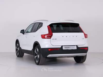 Volvo XC40 B3 163CV AUT CORE Bianco usata Bassano del Grappa