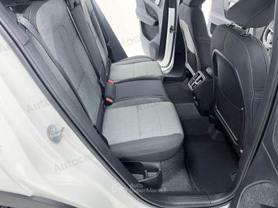 Volvo XC40 B3 163CV AUT CORE Bianco usata Bassano del Grappa