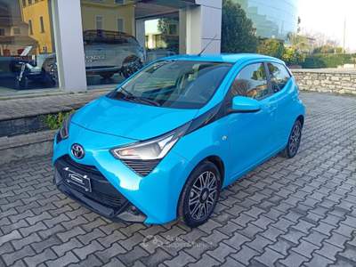 Toyota Aygo 1.0 VVT-i x-play Blu/Azzurro usata Brescia