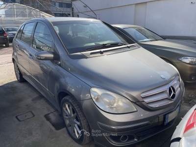 Mercedes-Benz Classe B B180 CDI SPORT - VETTURA NON RICONDIZIONATA Grigio usata Meda