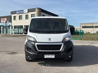Peugeot Boxer 330 L1H1 2.2 BlueHDi 140cv S&S Bianco usata Rovigo