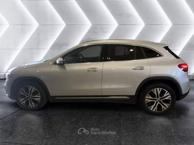 Mercedes-Benz GLA GLA 200 d Auto Progressive Advanced Plus Argento usata Napoli