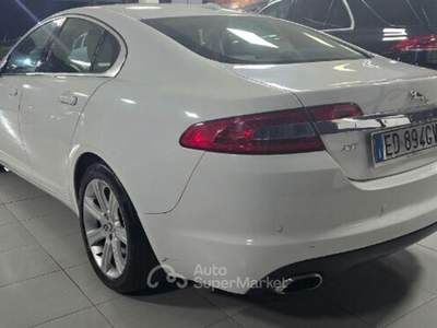 Jaguar XF XF 3.0 D V6 Luxury Bianco usata REGGIO EMILIA